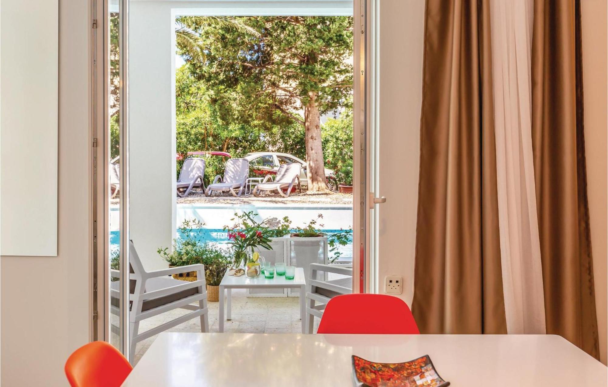 1 Bedroom Gorgeous In * Makarska